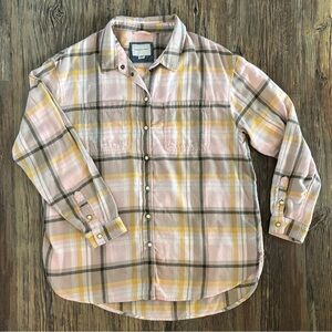 American Eagle Flannel Shirt Womens Medium Pink Tan Yellow Plaid Pearl Snap L/S